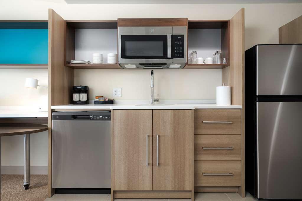 Home2 Suites By Hilton Boston Франклин Стая снимка